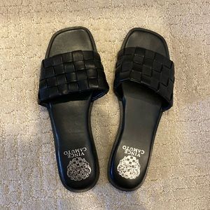 Vince Camuto - Black-braided sandal - Size 9